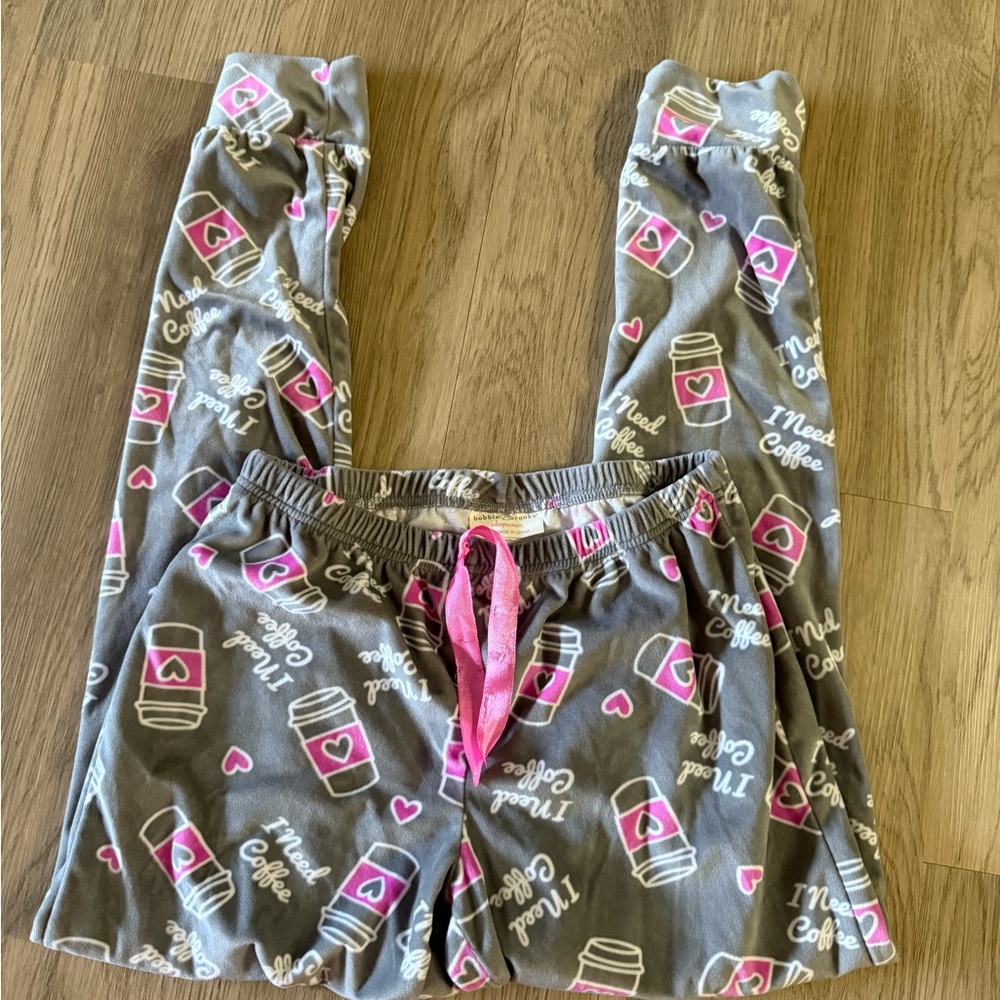 ⭐ Bobbie Brooks Gray Pajama Bottoms with Pink Coffee Print⭐